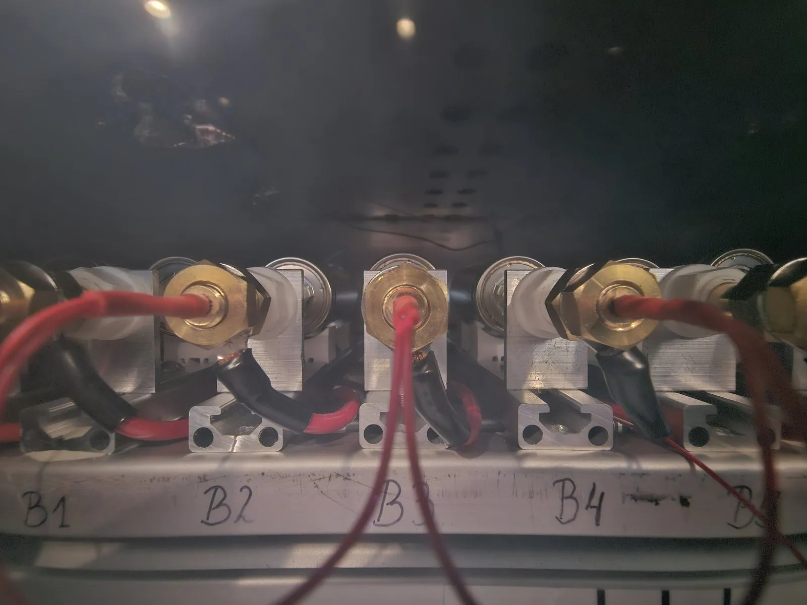 Cells loaded into the chamber, third view